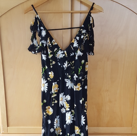 Midi black white floral cold shoulder dress